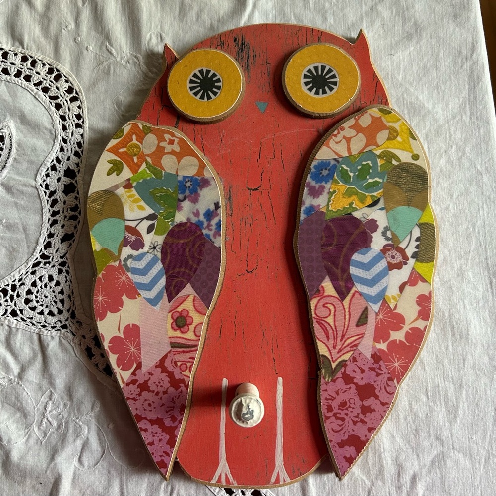 Owl wall decor by Matirose with hook Creative Co-Op Multi colour Composite Wood